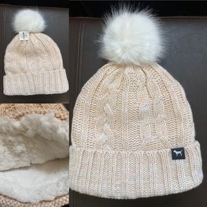 New Victoria’s Secret pink Sherpa beanie Pom Pom